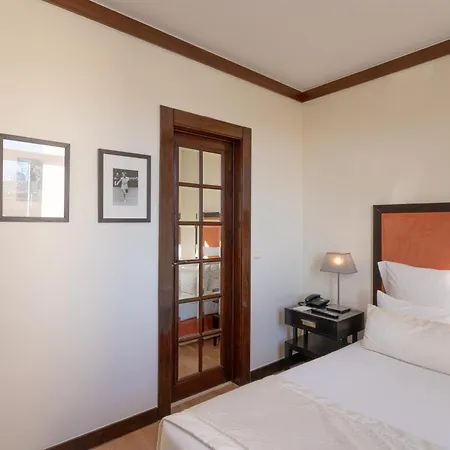 Hotel Inglaterra - Charme & Boutique 4*