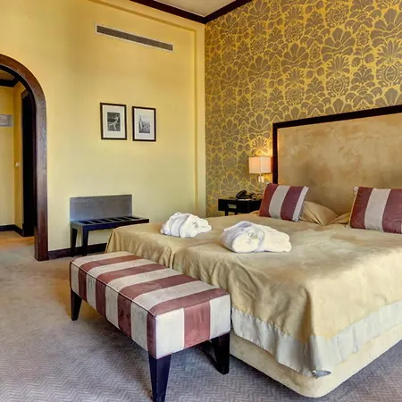 Inglaterra - Charme & Boutique Hotell Estoril